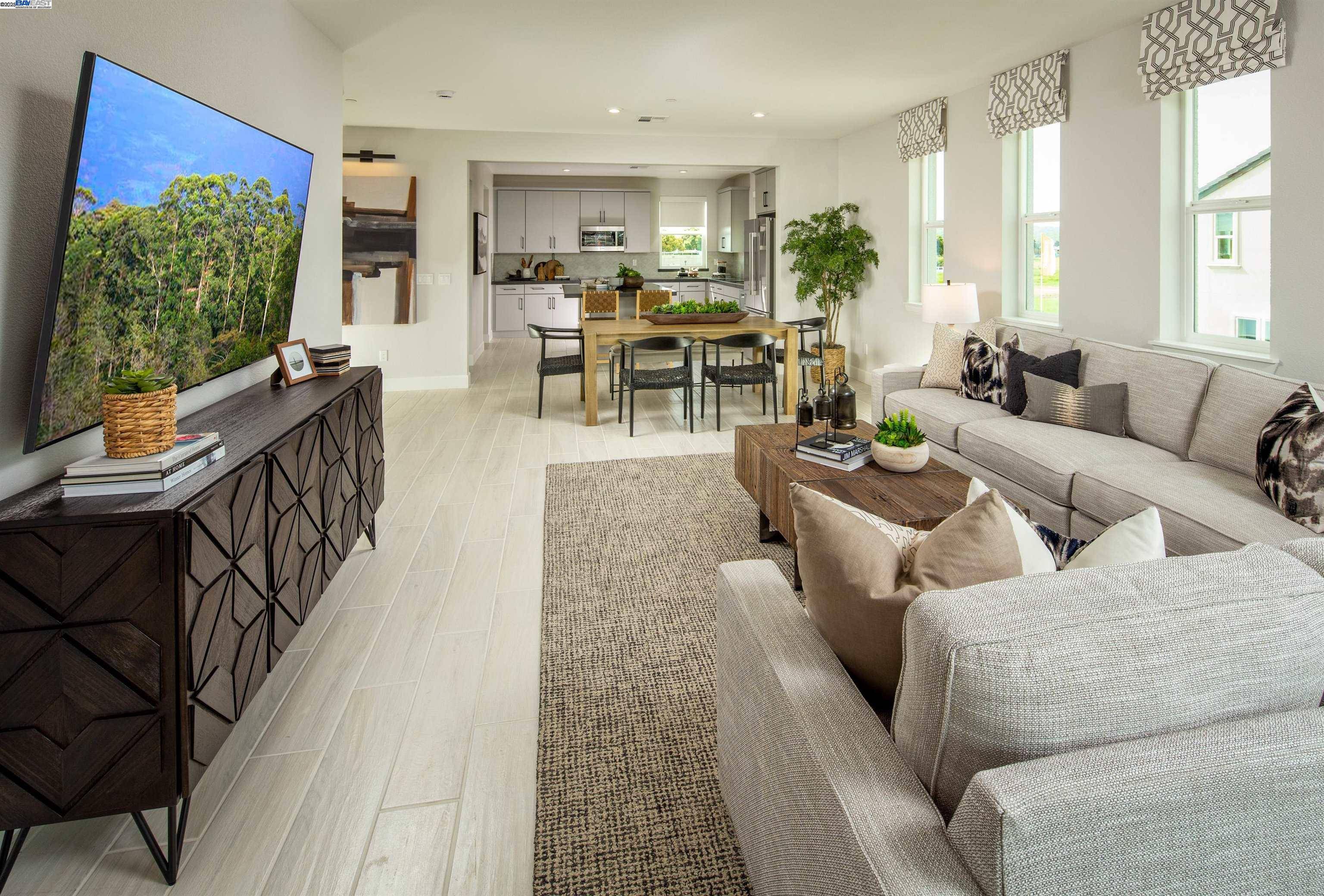 968 Blaise Lane 1005, Morgan Hill, CA 95037