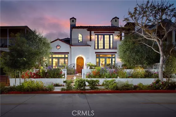 Corona Del Mar, CA 92625,235 Poppy AVE