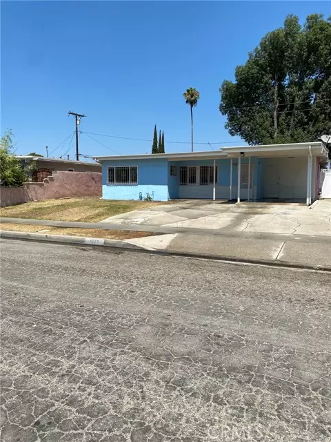1713 W 165th ST, Compton, CA 90220