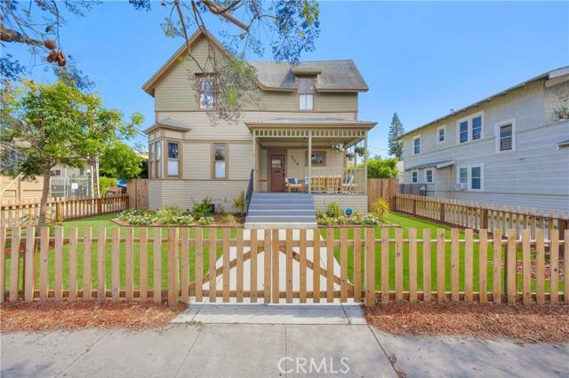 326 W 10th ST, Long Beach, CA 90813