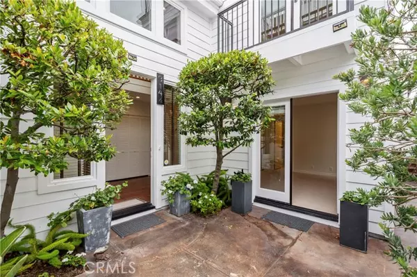314 1/2 Larkspur AVE, Corona Del Mar, CA 92625
