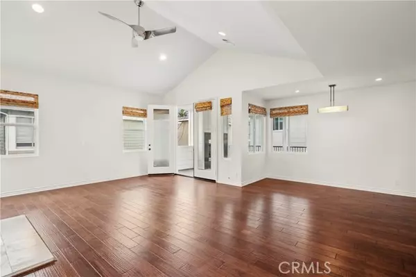 Corona Del Mar, CA 92625,314 1/2 Larkspur AVE