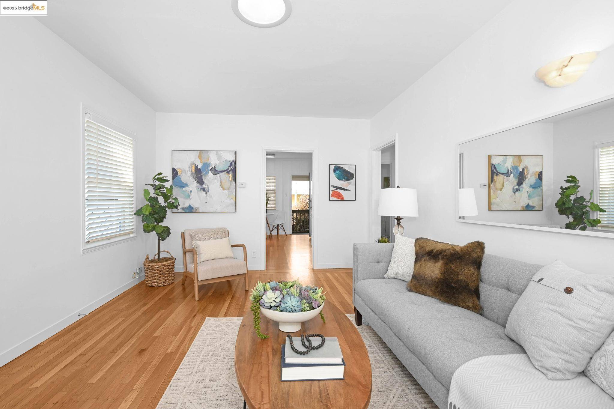 Berkeley, CA 94705,3008 Deakin ST