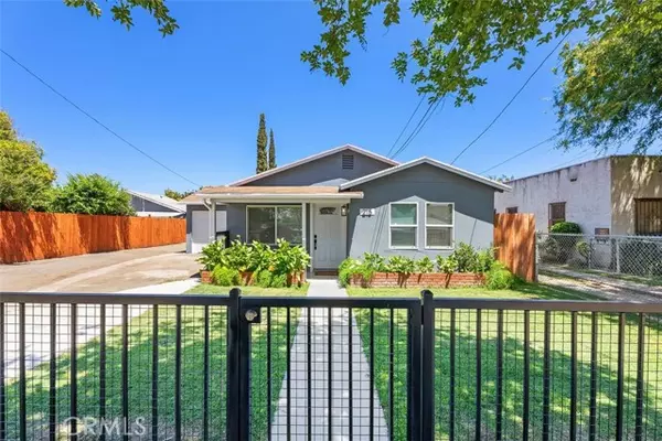 Santa Ana, CA 92701,217 N Mcclay ST