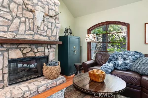 Burbank, CA 91501,881 Country Club DR