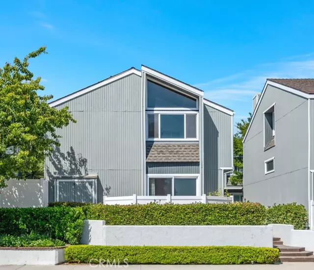 14 Seascape DR 12, Newport Beach, CA 92663