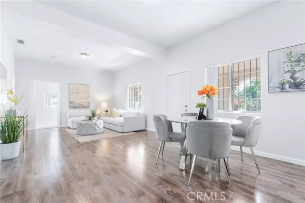 Los Angeles, CA 90032,4297 Moonstone DR