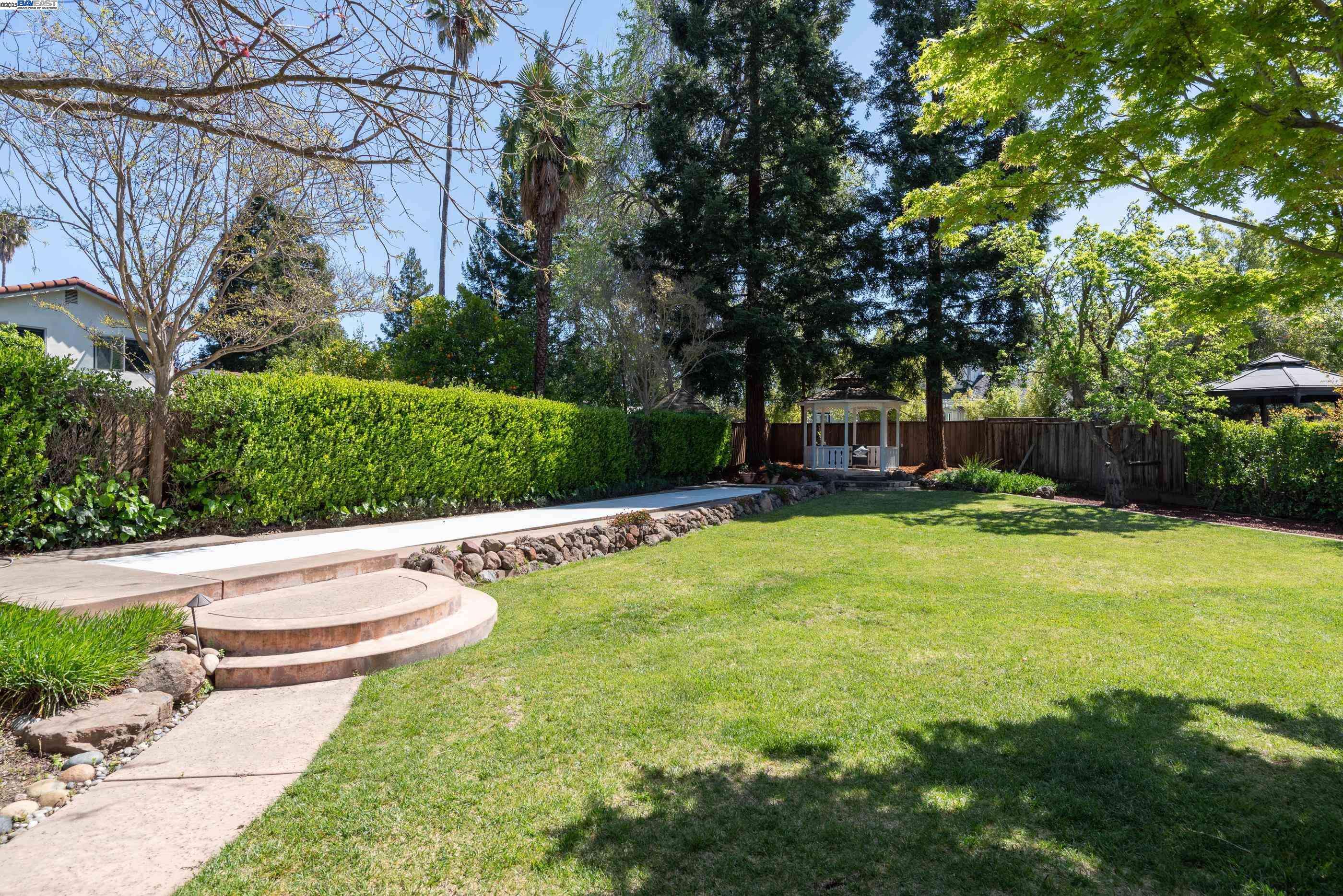 Walnut Creek, CA 94598,310 Trestle Glen Ct