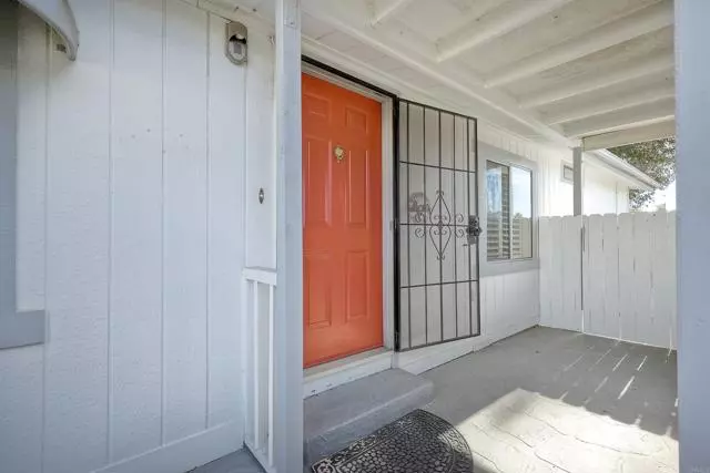1146 Via Santa Paulo, Vista, CA 92081