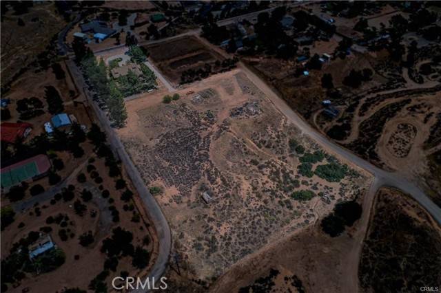 Agua Dulce, CA 91390,34155 Castlehaven RD