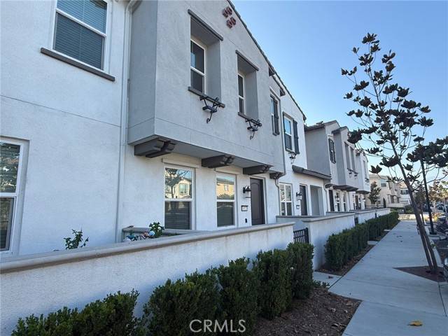 14527 Sienna PL, Eastvale, CA 92880