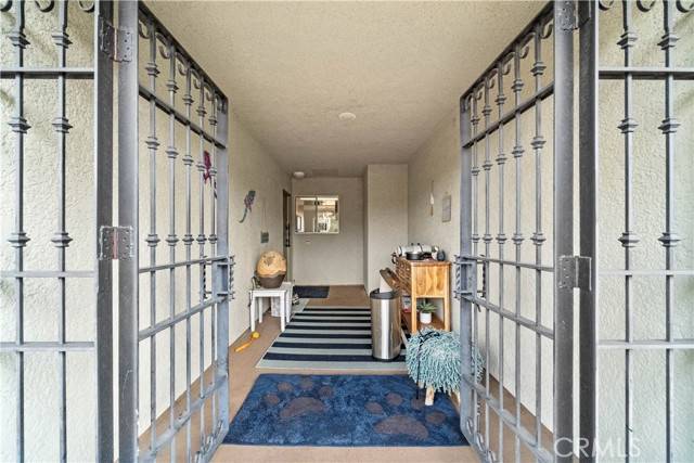 Laguna Woods, CA 92637,5369 Algarrobo 3F