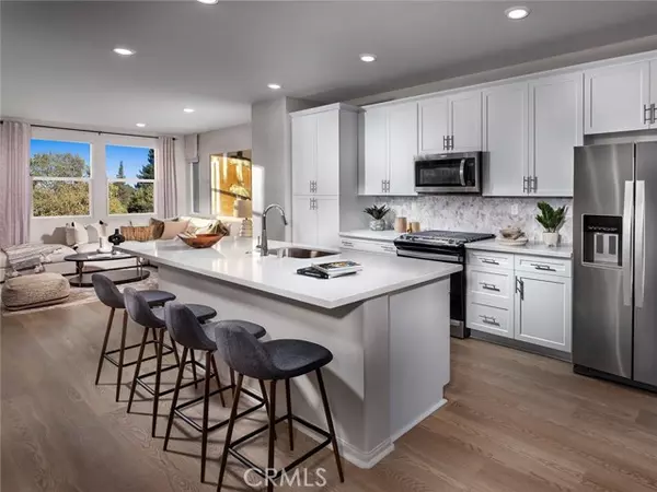 San Marcos, CA 92069,2204 Saltbush DR
