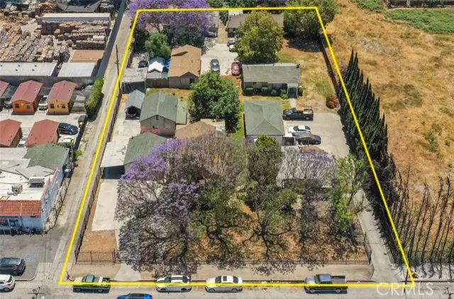 536 E El Segundo, Compton, CA 90222