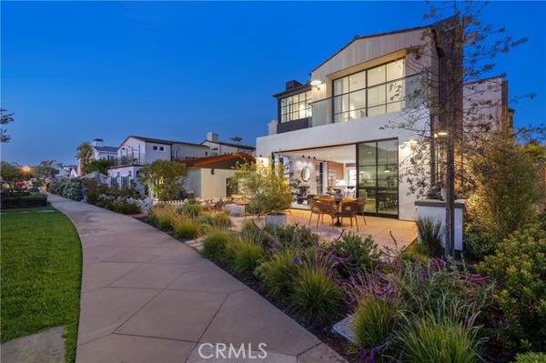 207 Via Eboli, Newport Beach, CA 92663