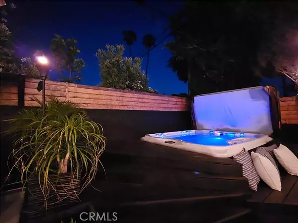 Encino, CA 91316,5808 Ostrom AVE