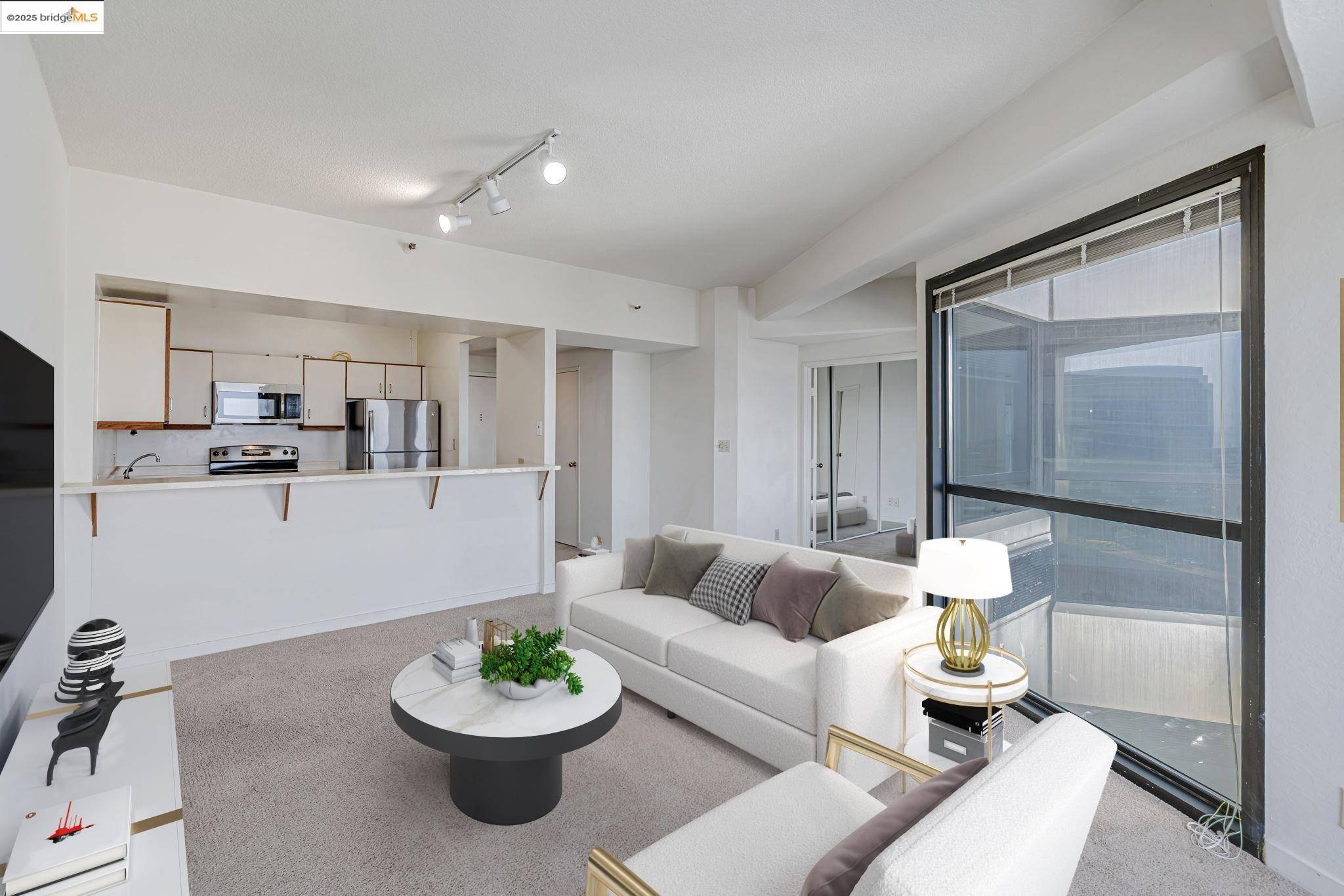 Emeryville, CA 94608,6363 Christie Avenue #1601