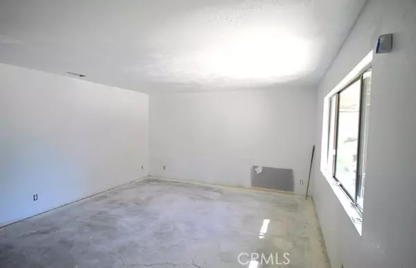 Barstow, CA 92311,751 Higgins RD 10