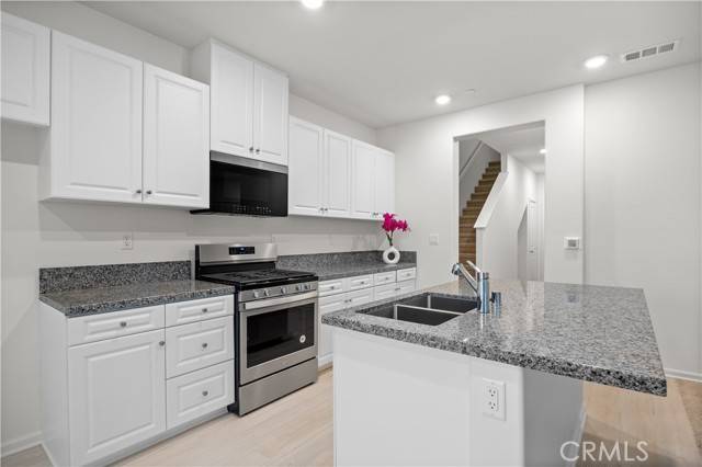 Moreno Valley, CA 92551,25169 Mariposa CT