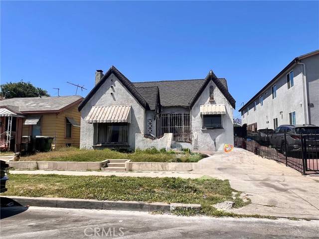 645 E 82nd ST, Los Angeles, CA 90001