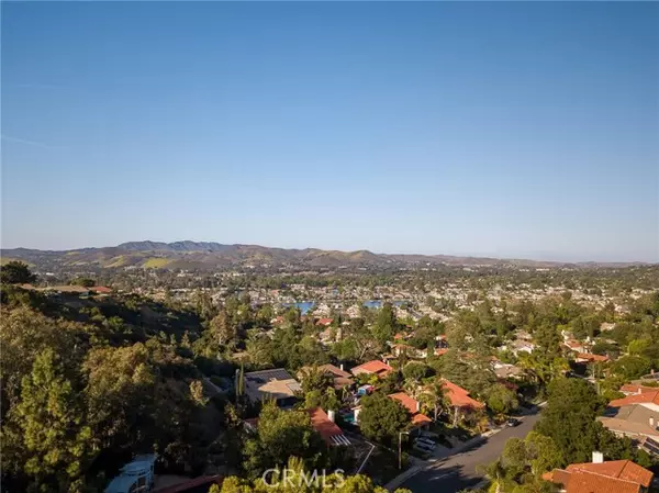 Westlake Village, CA 91361,2026 Hillsbury RD