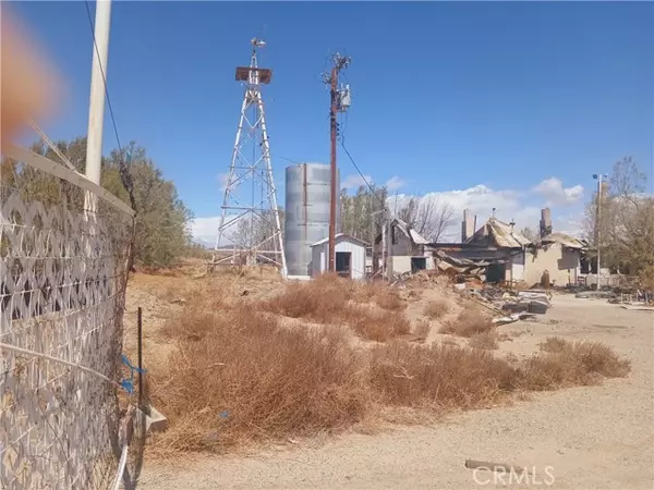 Cantil, CA 93519,32292 Neuralia RD