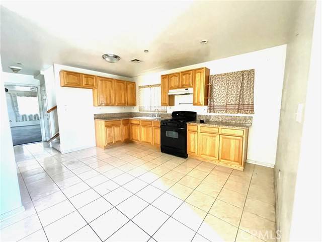 El Monte, CA 91732,3717 Durfee AVE