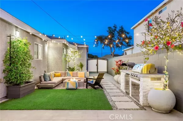 Hawthorne, CA 90250,4852 W 129th ST