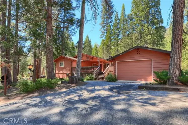 Wawona, CA 95389,8067 Chilnualna Falls RD