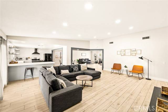 Upland, CA 91786,1491 N Omalley WAY