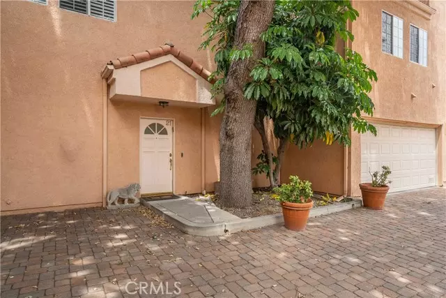 5200 White Oak AVE 21, Encino, CA 91316
