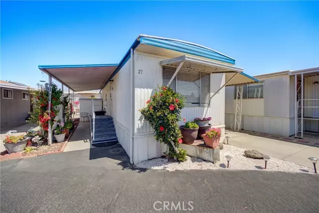 1095 W Mccoy LN 27, Santa Maria, CA 93455