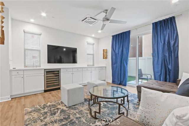 Inglewood, CA 90301,660 Daniel Freeman CIR
