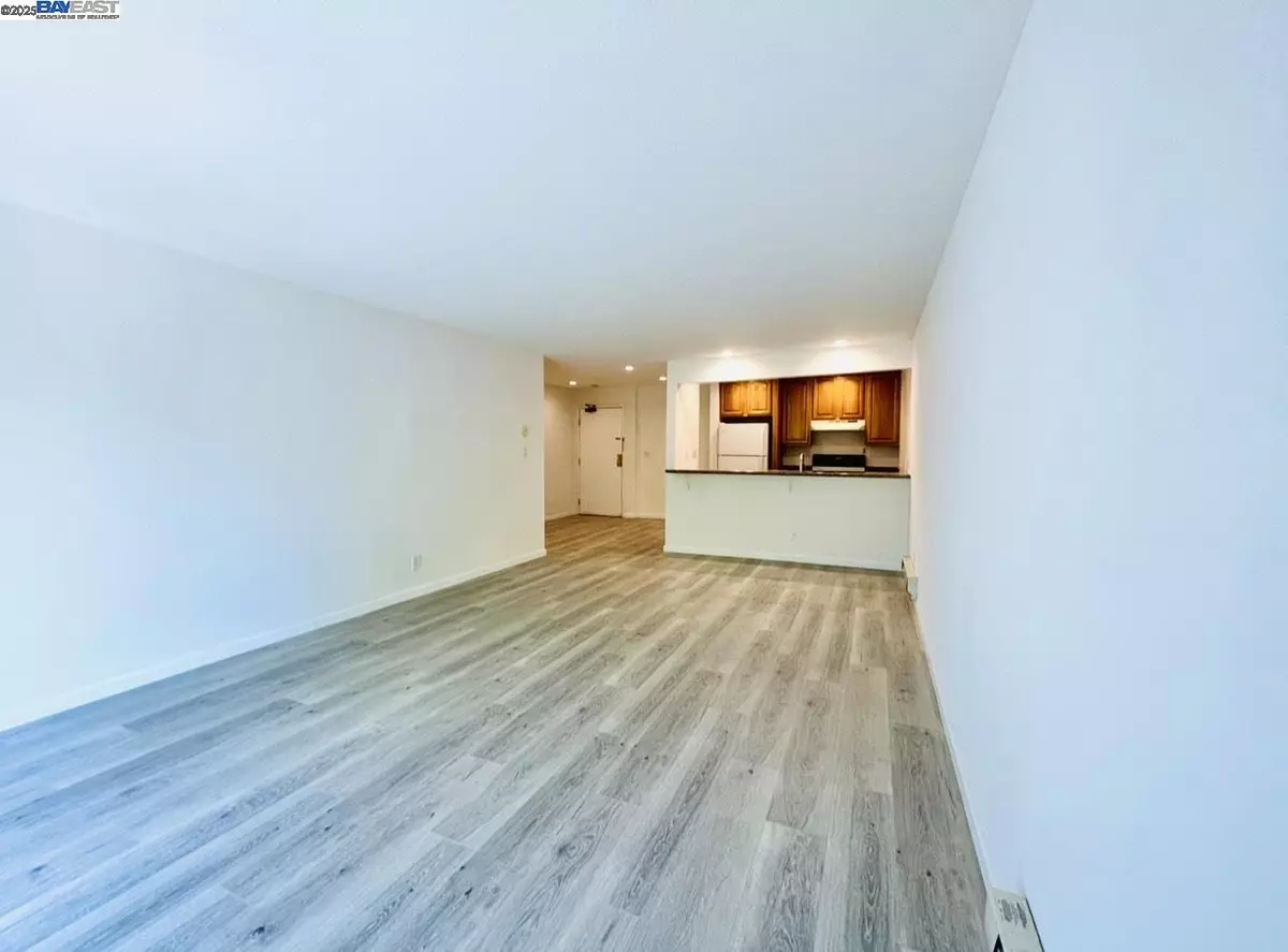 San Pablo, CA 94806,13700 SAN PABLO AVE 1210