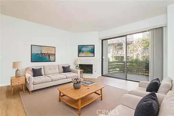 Woodland Hills, CA 91367,5711 Owensmouth AVE 116