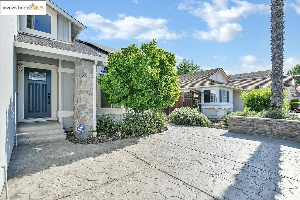 Brentwood, CA 94513-2715,835 Coventry CIR