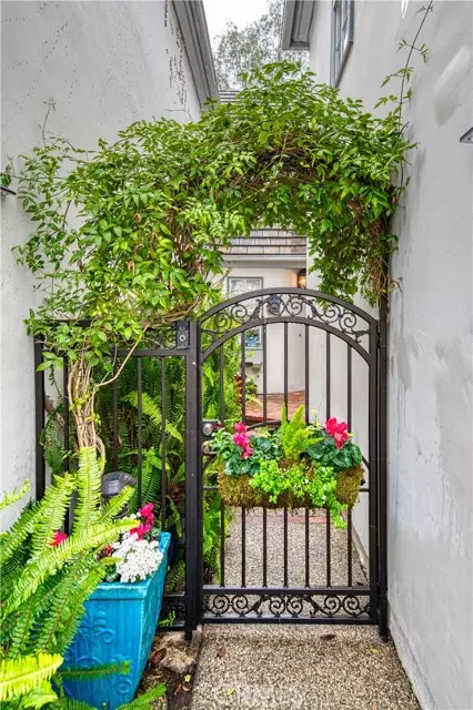 Laguna Niguel, CA 92677,25536 Rue Terrase 17