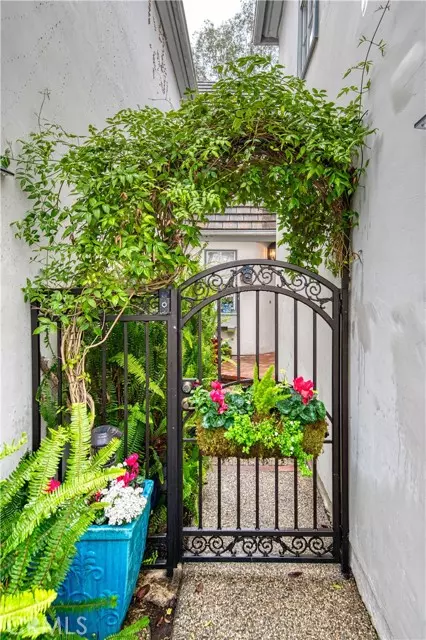 Laguna Niguel, CA 92677,25536 Rue Terrase 17