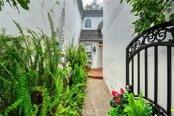 Laguna Niguel, CA 92677,25536 Rue Terrase 17