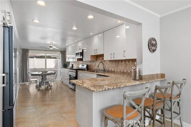 17861 Linda DR 12, Yorba Linda, CA 92886