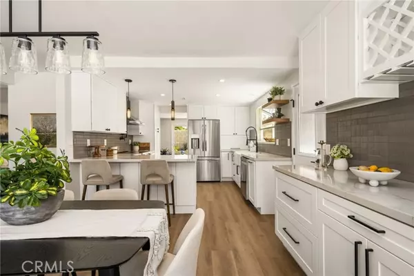 Huntington Beach, CA 92646,9802 Effingham  DR