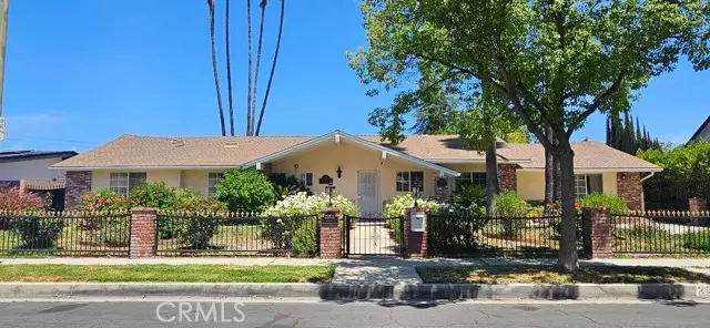 23511 Berdon ST, Woodland Hills, CA 91367