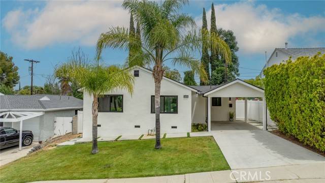 5132 Avenida Oriente, Tarzana, CA 91356