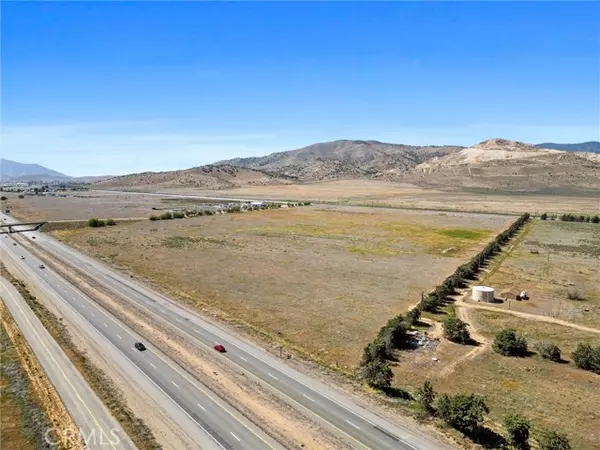 Tehachapi, CA 93561,43 Stiekman ST