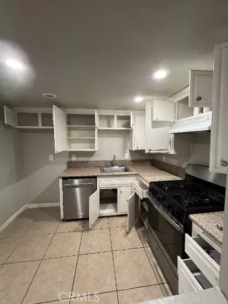 Baldwin Park, CA 91706,13753 Los Angeles ST