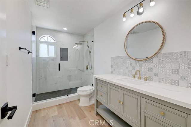 Costa Mesa, CA 92627,380 Mira Loma Pl
