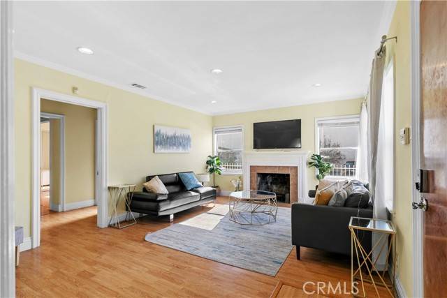 Glendale, CA 91207,702 E Glenoaks BLD