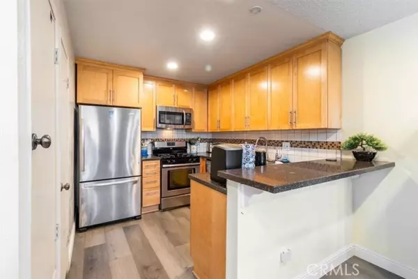 Santa Ana, CA 92701,1084 Cabrillo Park DR B
