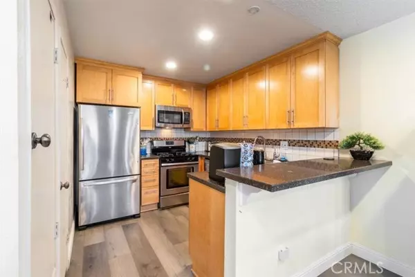 Santa Ana, CA 92701,1084 Cabrillo Park DR B