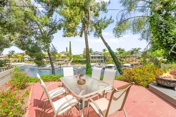 24311 Canyon Lake DR 12, Canyon Lake, CA 92587